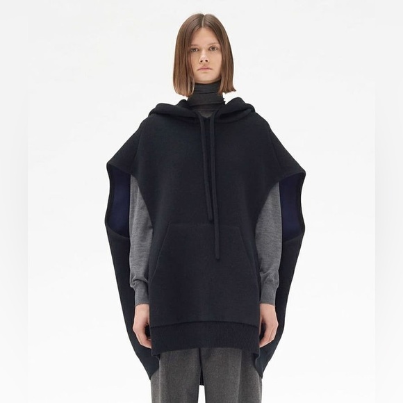 CelineBlack Sleeveless Hoodie Sweater